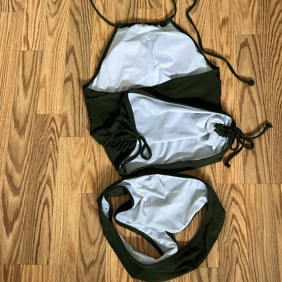 Olive green tankini set ruched sides light compression fully lined w/ soft cups - Picture 7 of 9